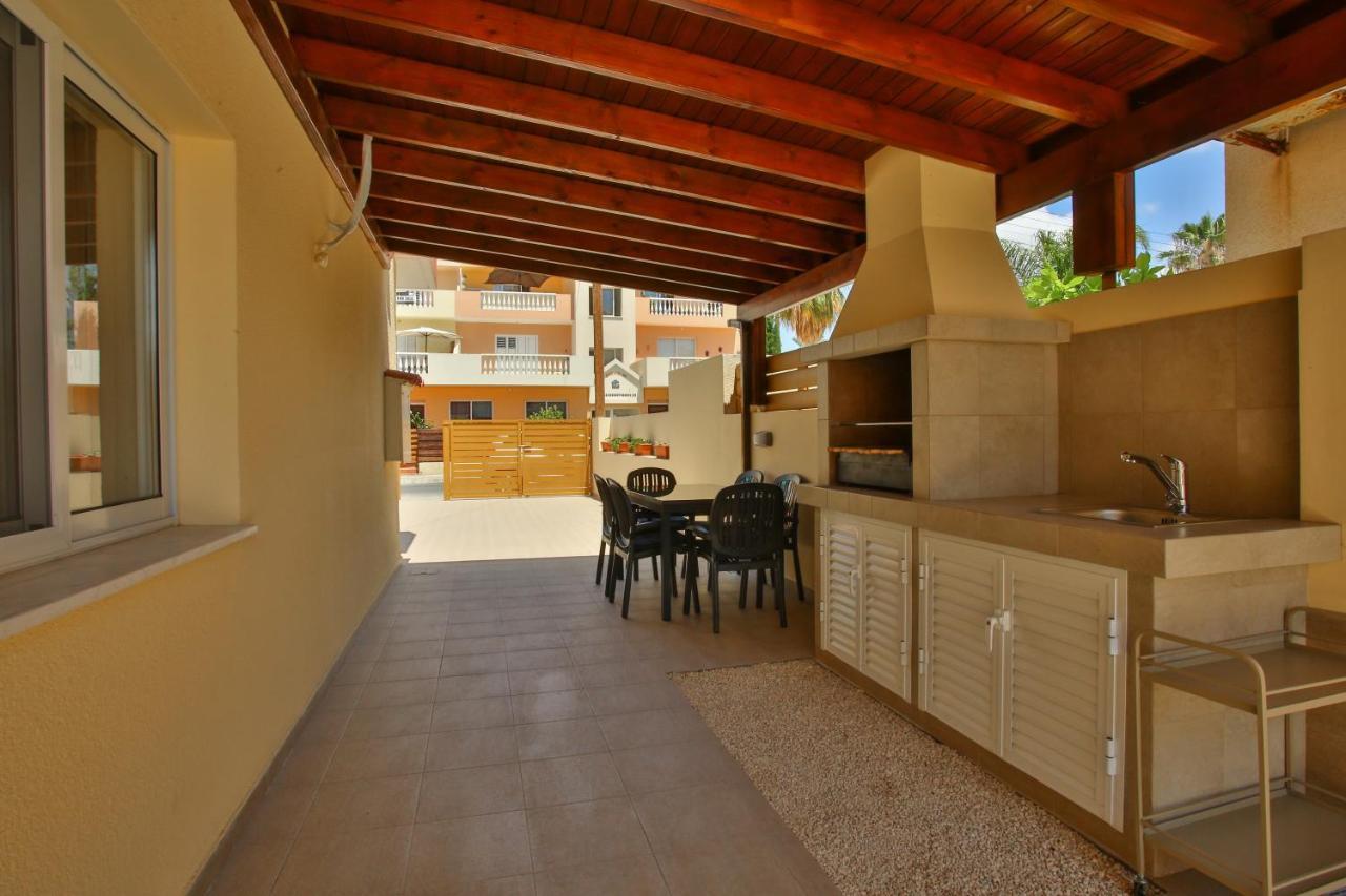 Star House Villa Пафос Екстериор снимка