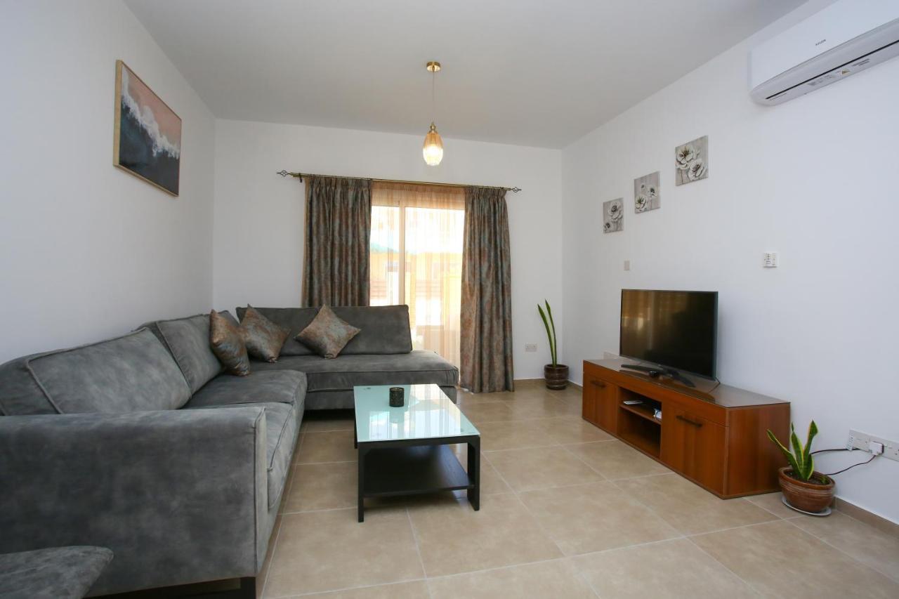 Star House Villa Пафос Екстериор снимка