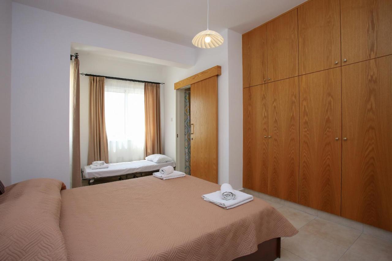 Star House Villa Пафос Екстериор снимка