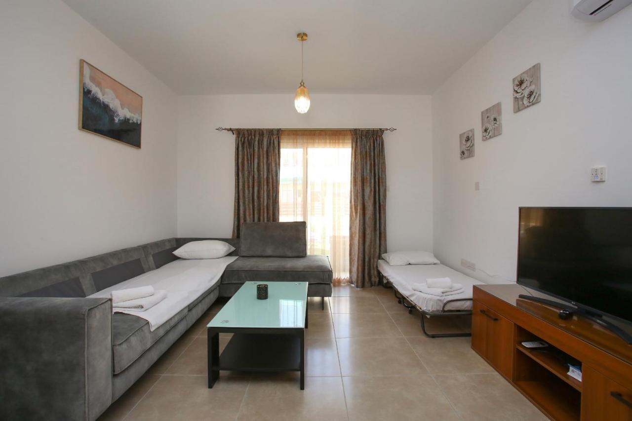 Star House Villa Пафос Екстериор снимка