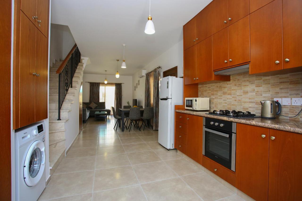 Star House Villa Пафос Екстериор снимка